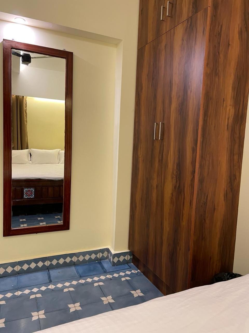 Viswa Residency Srirangam - Heritage Rooms Tiruchirappalli Bagian luar foto